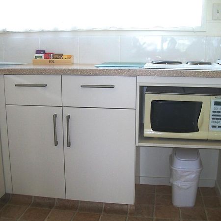 Cedar Court Motel ネーピア エクステリア 写真
